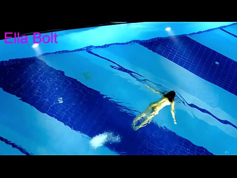 ❤️ Jeg kan ikke stoppe med at se, ung blondine fanget i at svømme nøgen i ELLA BOLT resort pool Porn video at da.sexvideosex.top ❌️